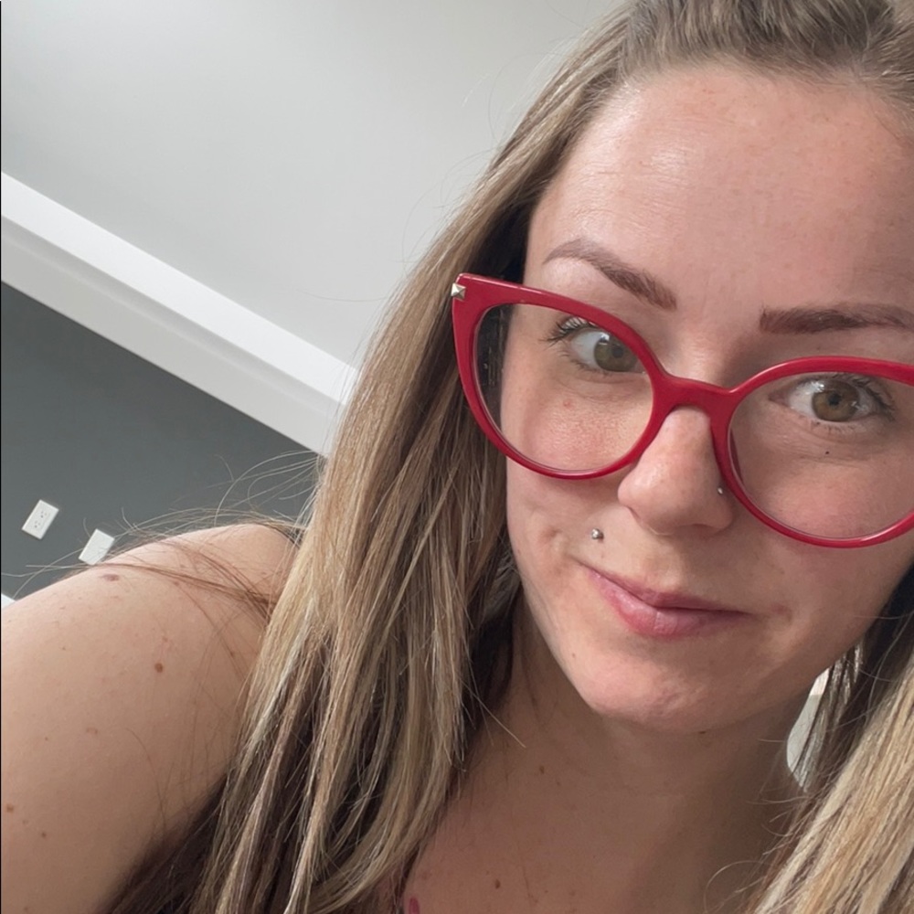 Meet your Posher, Vanessa